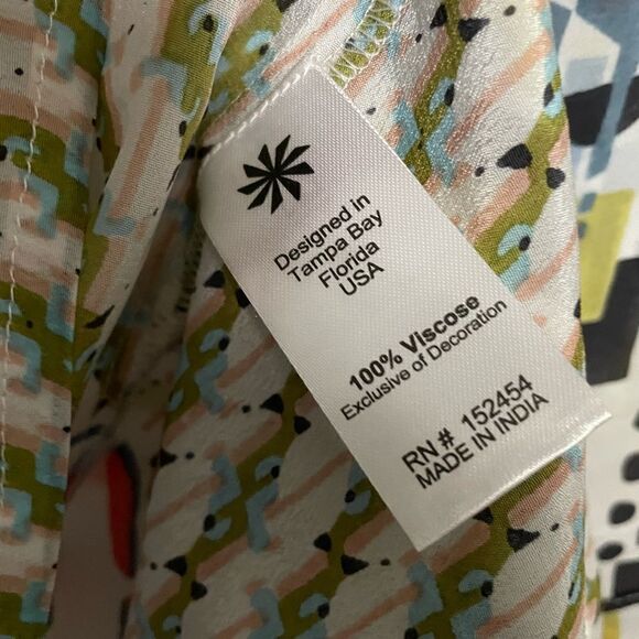 NWT CAITE AND KYLA REMY KIMONO WITH EMBROIDERY Sizes S & M - Picture 8 of 8